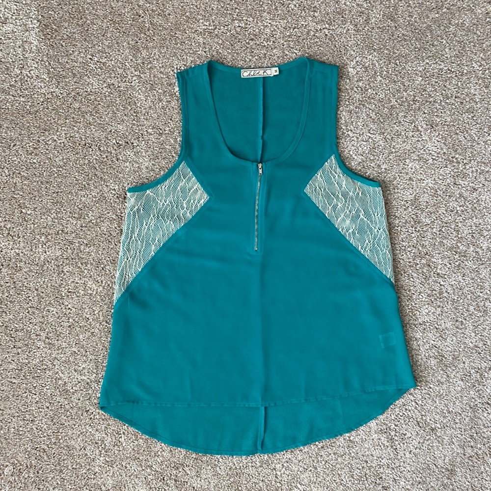Chloe K. High Low Lace Tank